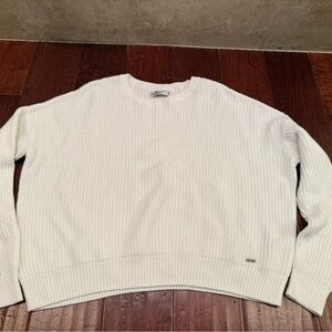 Hollister Sweater Women's S Long Sleeve Crew Neck White Cotton Blend